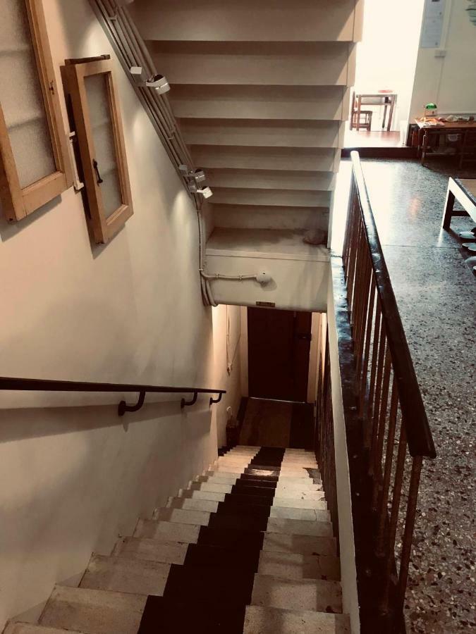 Temple Side Hostel Tainan Exterior photo